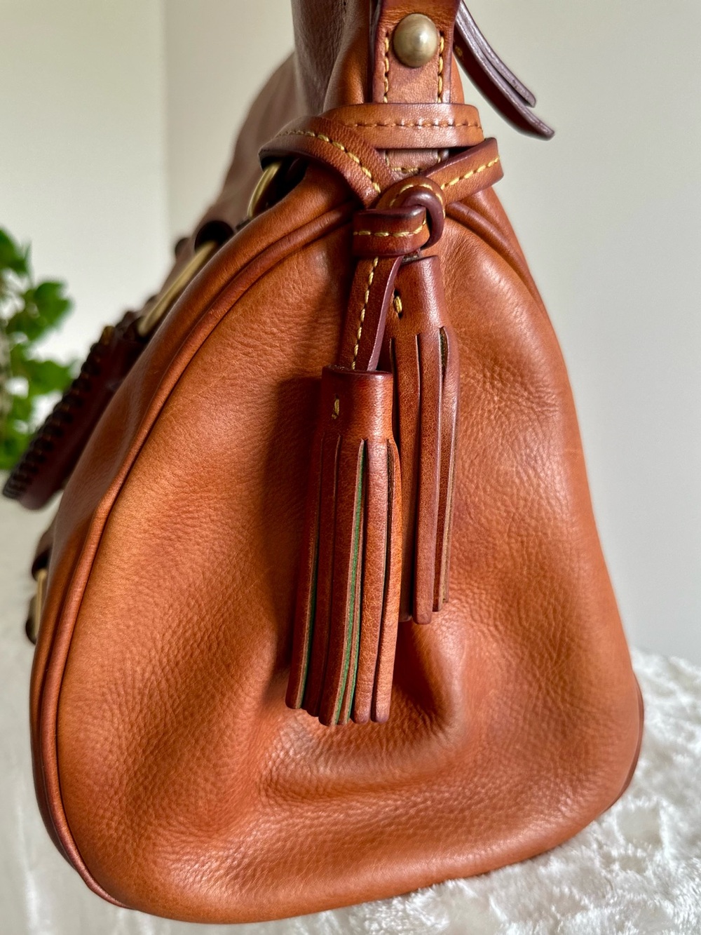 Dooney & Bourke Large Vintage Florentine Leather Satchel - Picture 6 of 16